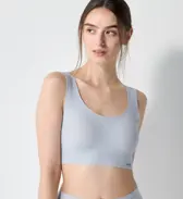 【WEB限定】綿混タイプ(スロギーG028)　カップ付きハーフトップ, ブルー, model image number 0