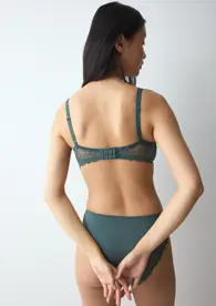 LIGHT PAONETTE