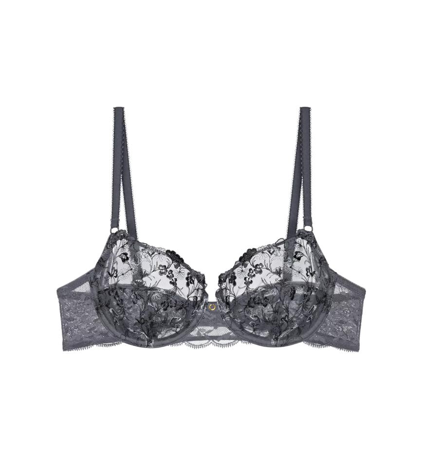Sensual Spotlight in Pebble Grey | Triumph