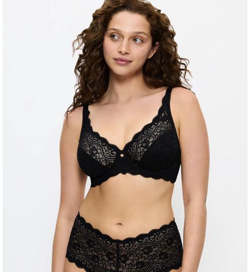 Triumph Amourette Floral Lace Wired Bra - Black - Triumph - Category Bras: Underwired bras