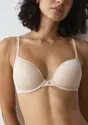 BODY MAKE-UP ESSENTIALS