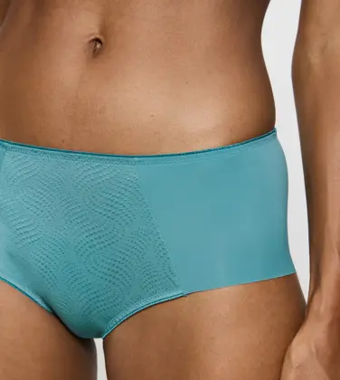 ESSENTIAL MINIMIZER T