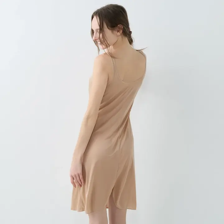 【SALE】クールマックス(R)5210 ラウンドスリップ, ベージュ, model image number 1