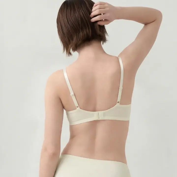 フロラーレ バイ トリンプ520 ブラジャー, ホワイト, model image number 1