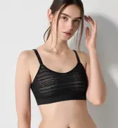 スロギー フリー オールラウンド レース カップ付きハーフトップ, ブラック, model image number 0