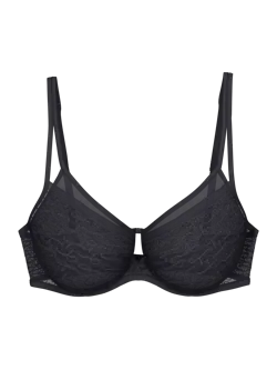 TRIUMPH SIGNATURE SHEER