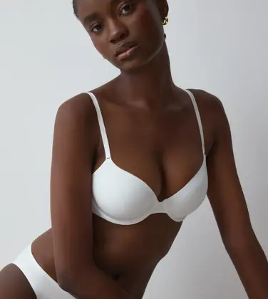 BODY MAKE-UP