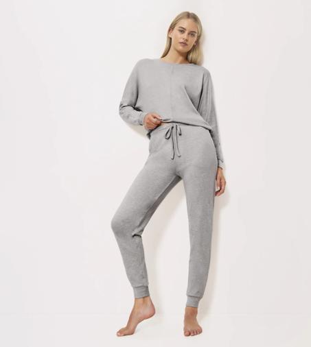 COZY COMFORT in GREY