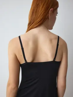 BODY MAKE-UP