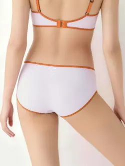 エス バイ スロギー センシュアル ハイキニ