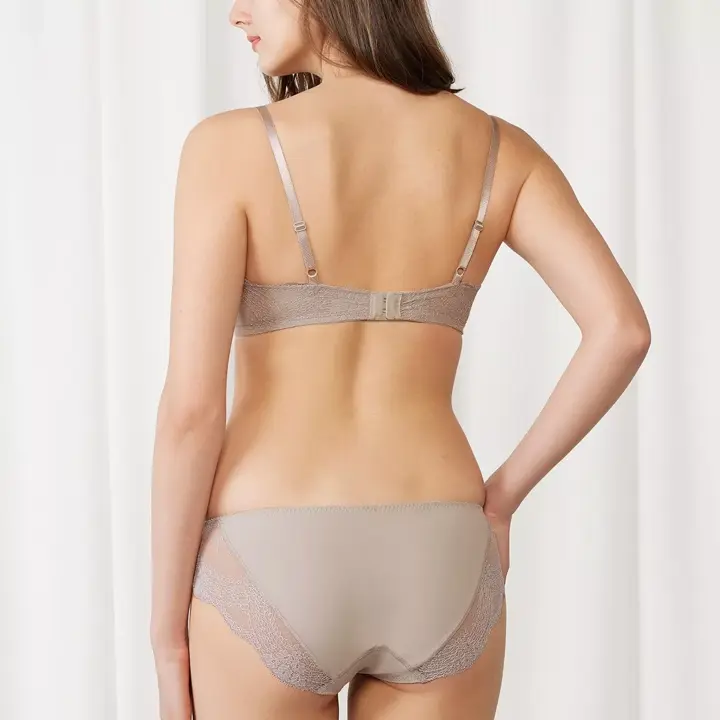 フロラーレ バイ トリンプ017 ブラジャー(パッドなし)【一部カラーSALE】, , model image number 3