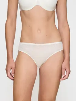 TRIUMPH SIGNATURE SHEER