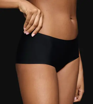 BODY MAKE-UP ILLUSION