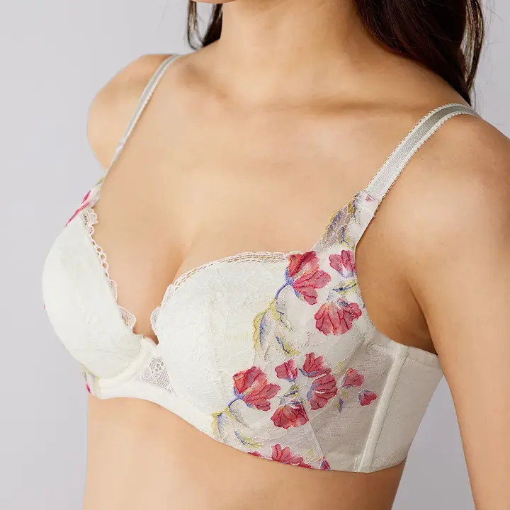 【SALE】天使のブラ スリムライン レッドレーベル バイ トリンプ0118 ブラジャー, ホワイト, model image number 6