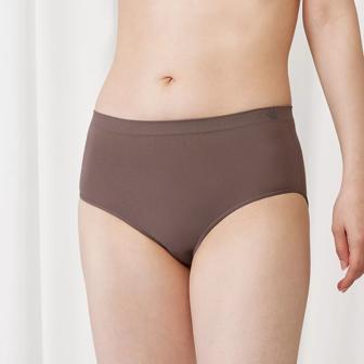 SO COMFORTABLE7610 はきこみ深めショーツ, ブラウン, model image number 0