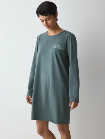 NIGHTDRESSES