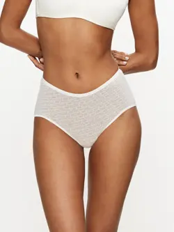 TRIUMPH SIGNATURE SHEER