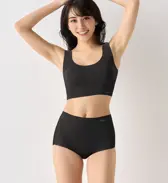 【WEB限定】綿混タイプ(スロギーG028)　カップ付きハーフトップ, ブラック, model image number 1