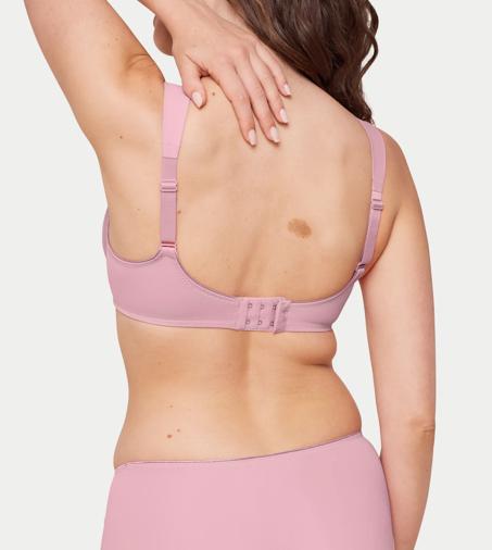 ESSENTIAL MINIMIZER in PINK