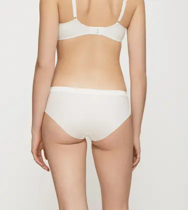 BODY MAKE-UP SOFT TOUCH