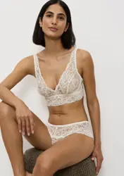 FENELLE