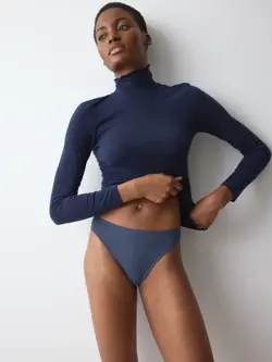 PRETTY MODAL