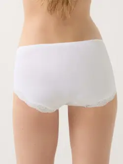 レッドレーベル バイ トリンプ