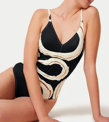 SUMMER ALLURE