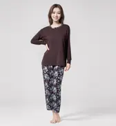 リラックスジャージーパジャマ, ブラウン, model image number 0