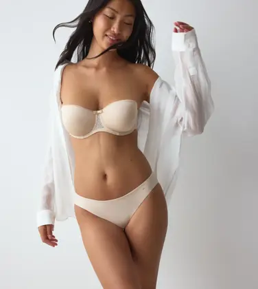 BEAUTY-FULL ESSENTIAL