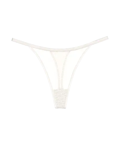 TRIUMPH SIGNATURE SHEER