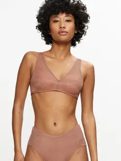 TRIUMPH SIGNATURE SHEER