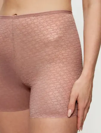TRIUMPH SIGNATURE SHEER