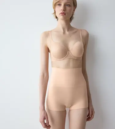 TRIUMPH SOFT SCULPT