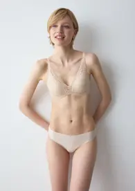 BODY MAKE-UP ILLUSION LACE