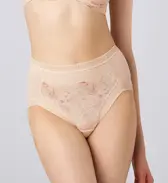 恋するブラ643 はきこみ深めショーツ, ベージュ, model image number 0