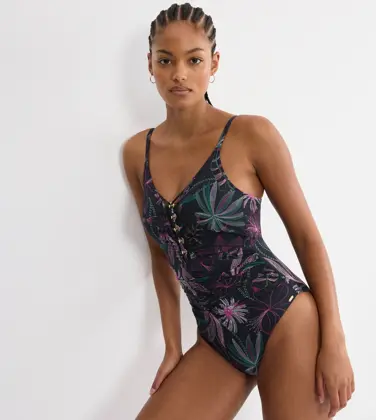 SUMMER TROPICS