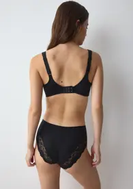 LADYFORM SOFT