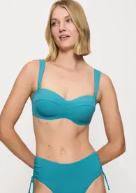 SUMMER ALLURE