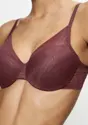 TRIUMPH SIGNATURE SHEER