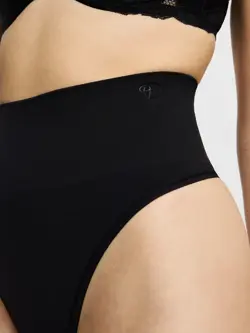 TRIUMPH SOFT SCULPT