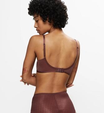 TRIUMPH SIGNATURE SHEER