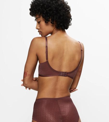 TRIUMPH SIGNATURE SHEER in VIOLETT