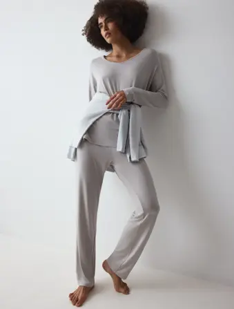 TIMELESS SENSUALITY