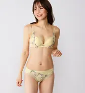 【SALE】レッドレーベル バイ トリンプ0118 レギュラーショーツ, イエロー, model image number 1
