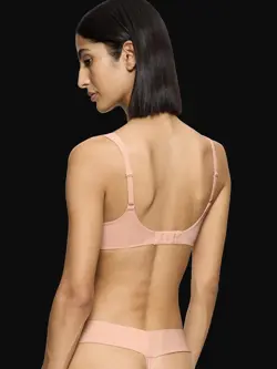 BODY MAKE-UP ILLUSION