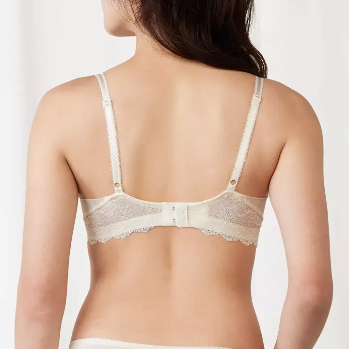 【SALE】フロラーレ バイ トリンプ119 ブラジャー(パッドなし), ホワイト, model image number 2