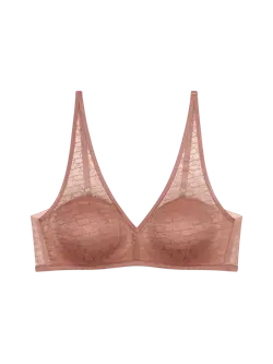 TRIUMPH SIGNATURE SHEER