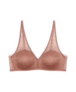 TRIUMPH SIGNATURE SHEER