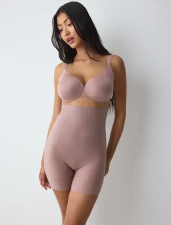 BMU ILLUSION CURVE